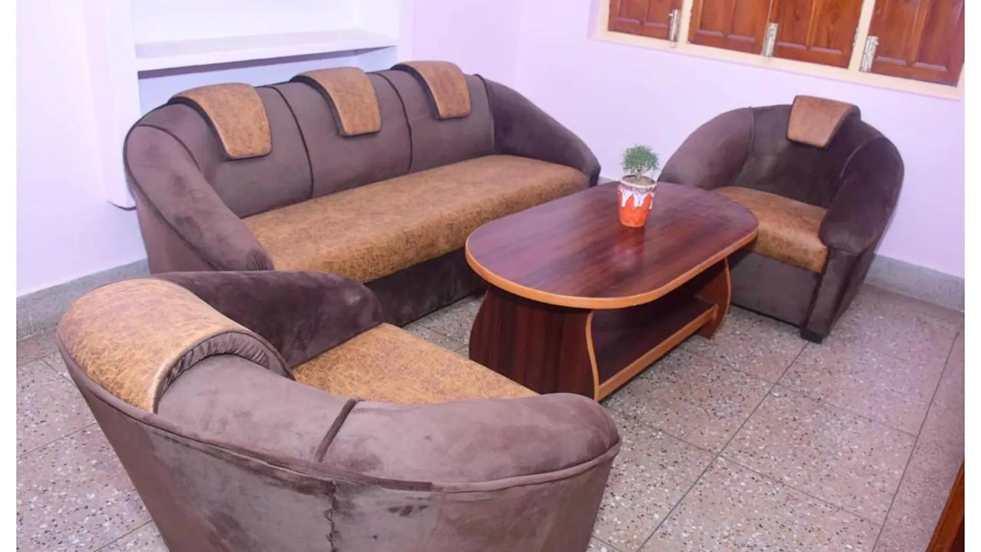 ****  Hotel Subh Kashi # Near Shree Kashi Vishwanath Temple And Ganga Ghat - With #Wifi #Room Service #Spacious & Luxury Room - A Top Rated Premium Hotel In Varanasi India